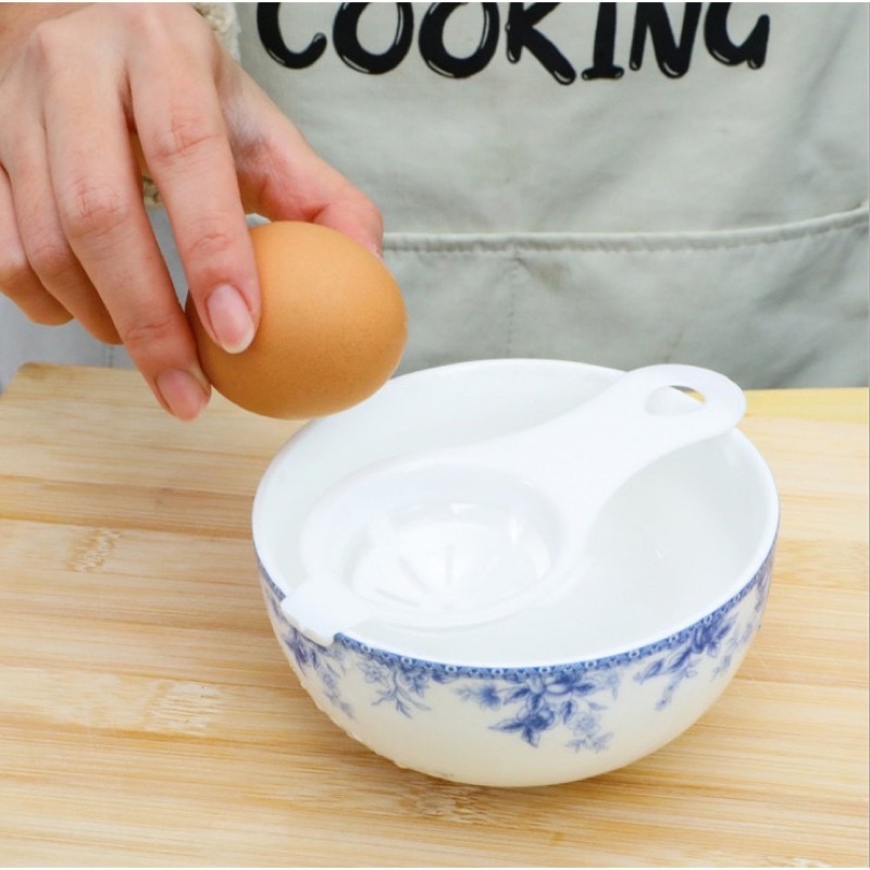 Dụng Cụ Tách Lòng Đỏ Trứng Gà Siêu Tiện Lợi