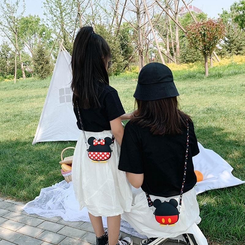 Túi Đeo Chéo Silicon Hình MicKey Hot 2022 Cho Bé
