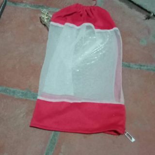 Áo lồng khuyên dạng lưới