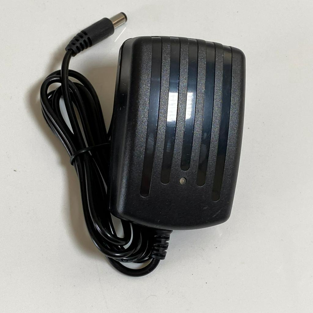 Sạc bình ắc qui 12V-1000mA ô tô xe máy điện đồ chơi phụ kiện đồ chơi cho bé