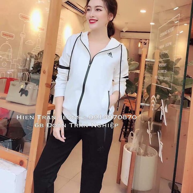 Bộ thể thao nữ