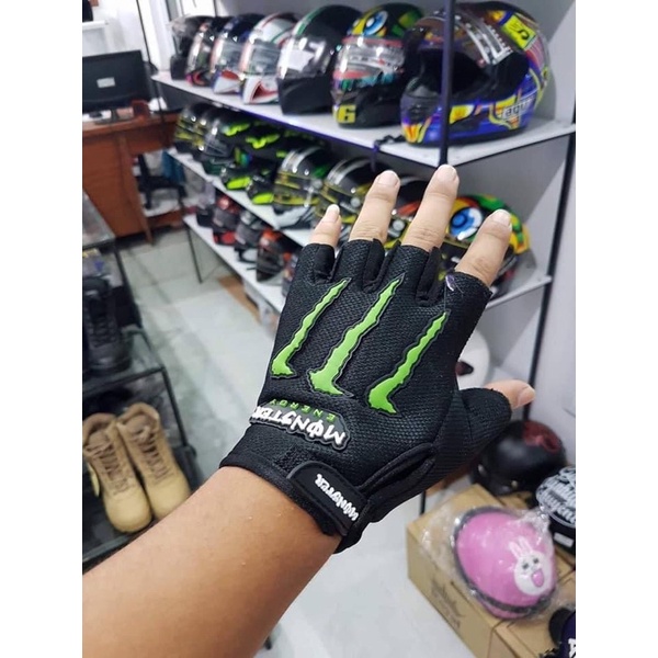 Găng tay Monster cụt ngón đi xe máy