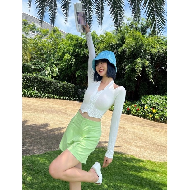 Áo Croptop Tay Dài, Áo Thun Dáng Ngắn Khoét Vai Vải Thun Gân Thoáng Khí Siêu Cá Tính - 25 Store