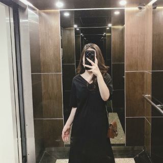 Đầm suông cổ V nhún ngực (có cận vải)