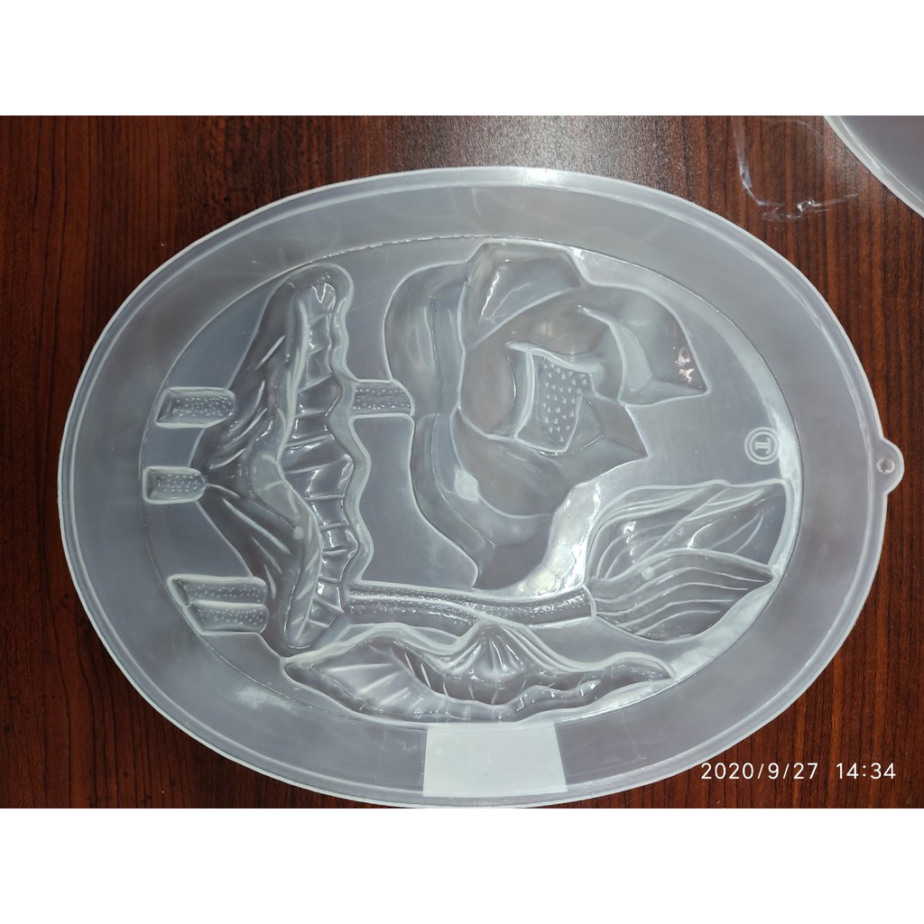 KHUÔN RAU CÂU NHỰA VĨNH TƯỜNG BÚP SEN 20 CM x 15.5 CM
