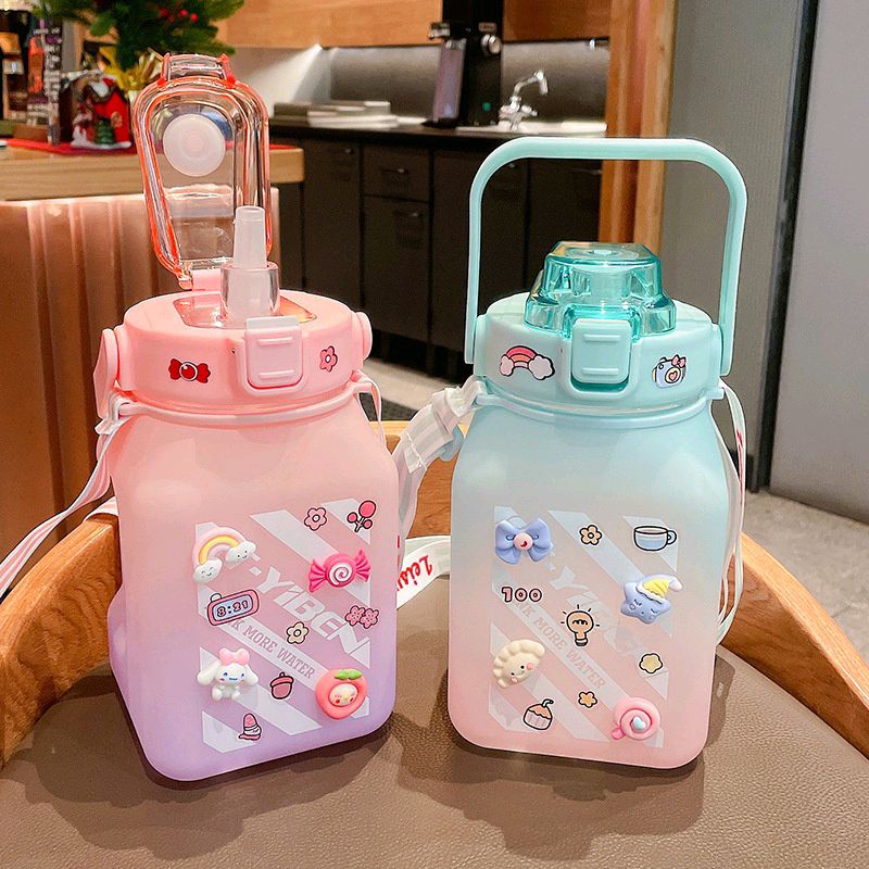 Bình Nước Nhựa Cách Nhiệt Chống Rơi Hình Vuông Dung Tích 1500ml, bình nước giữ nhiệt vuông phong cách dễ thương