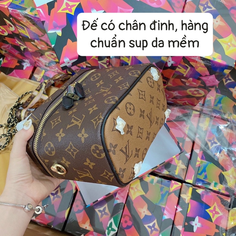 Túi cốp LVV có hộp hàng đẹp kèm khăn lụa nâu