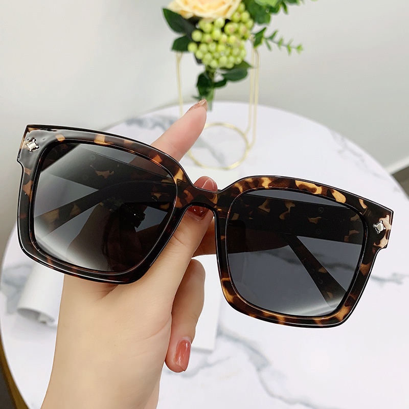 Kính Mát Gọng Kim Loại Vuông Chống Tia UV400 Phong Cách Thời Trang Hàn Quốc