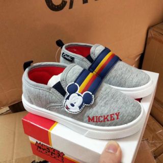 Giày mickey cho bé trai