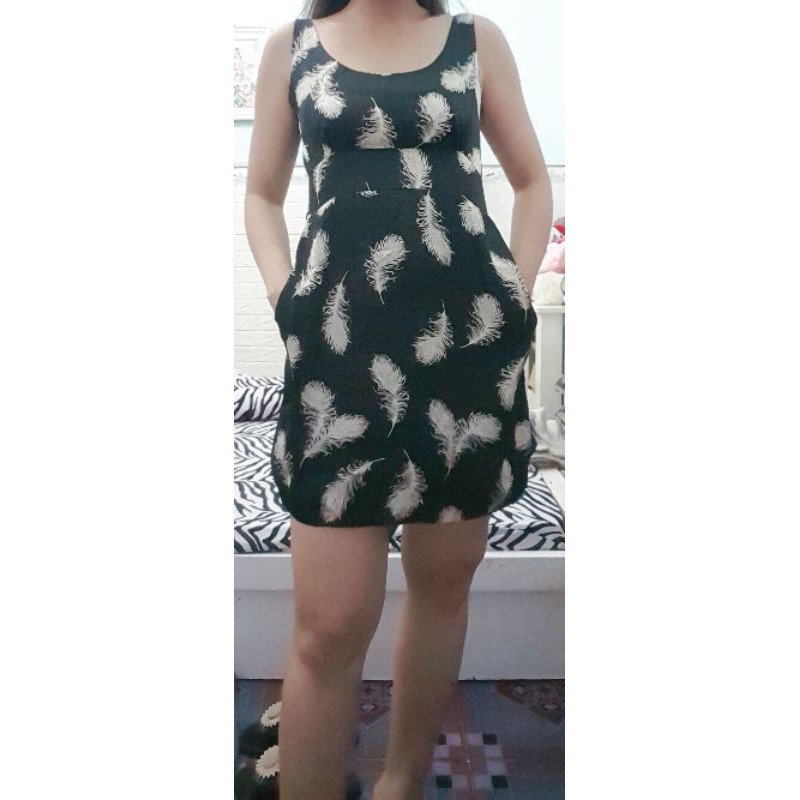 Thanh lý đầm phi sang đẹp,dưới 48kg