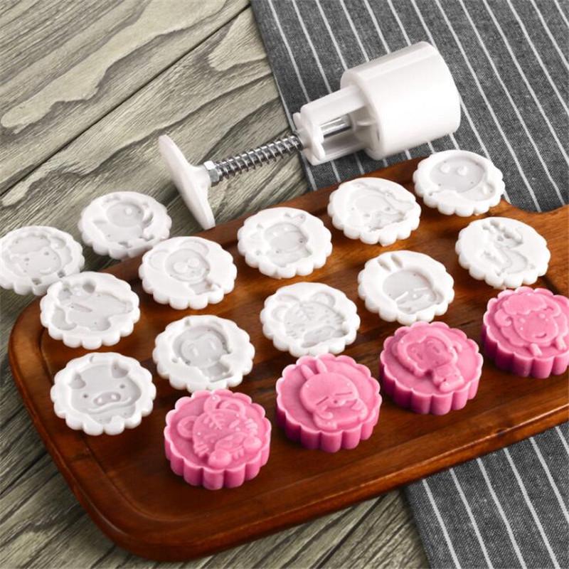 Bộ khuôn và 12 con dấu tạo hình bánh trung thu/ bánh quy kiểu hoạt hình động vật dễ thương cho bánh 50g