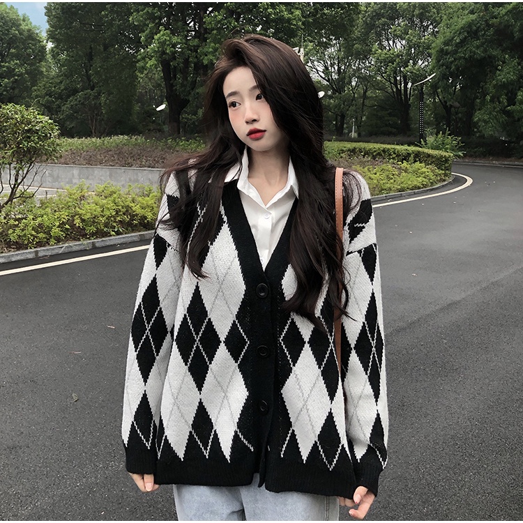 kumi.vn SẴN HÀNG áo khoác cardigan len hoạt tiết trám màu hồng và đen | BigBuy360 - bigbuy360.vn