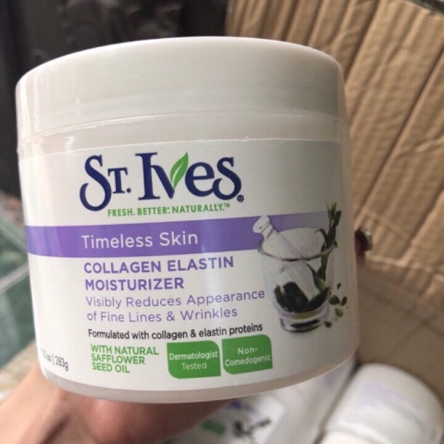 Kem dưỡng thể St.ives Timeless Skin Collagen Elastin Facial Moisturizer 283gr