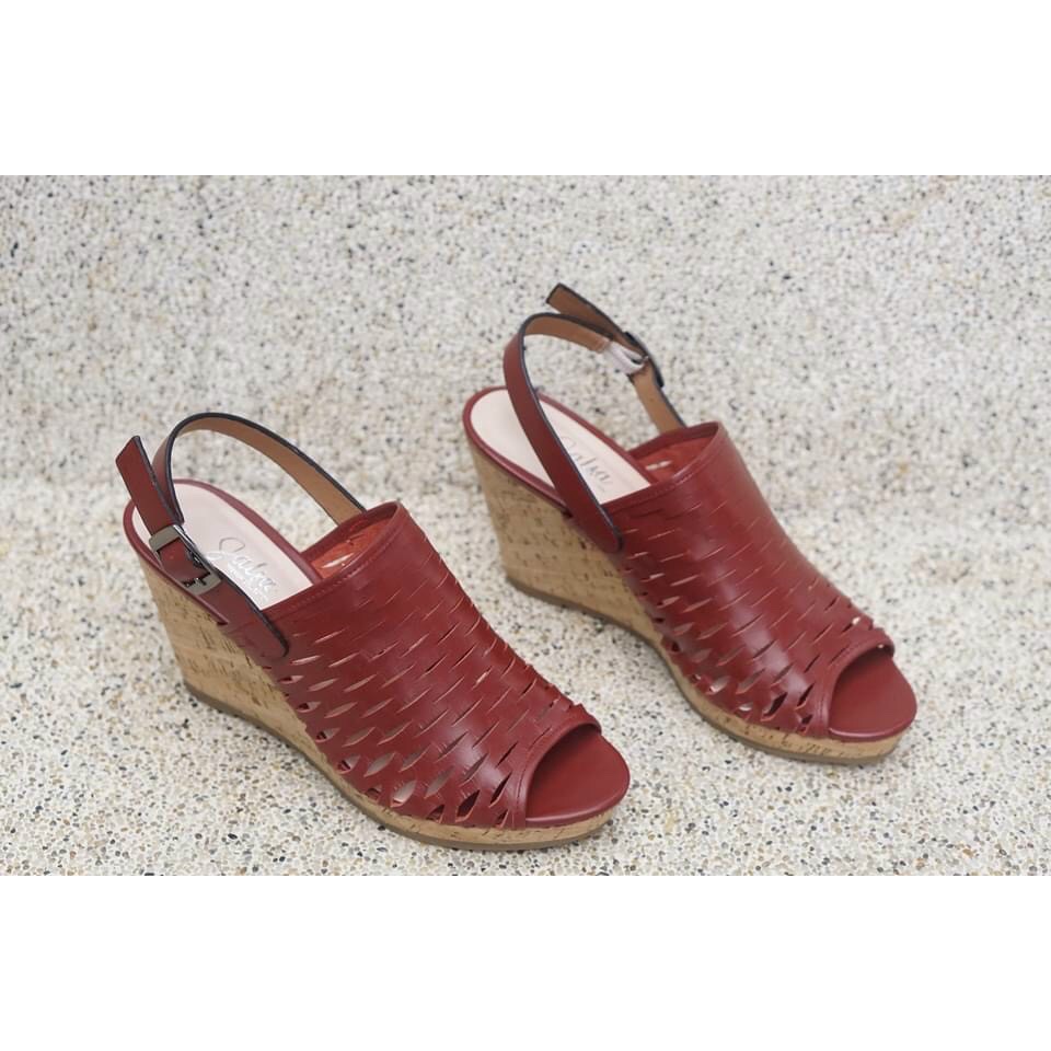 Sandal đế xuồng quai cut out cắt laze da thật êm chân cao 8P