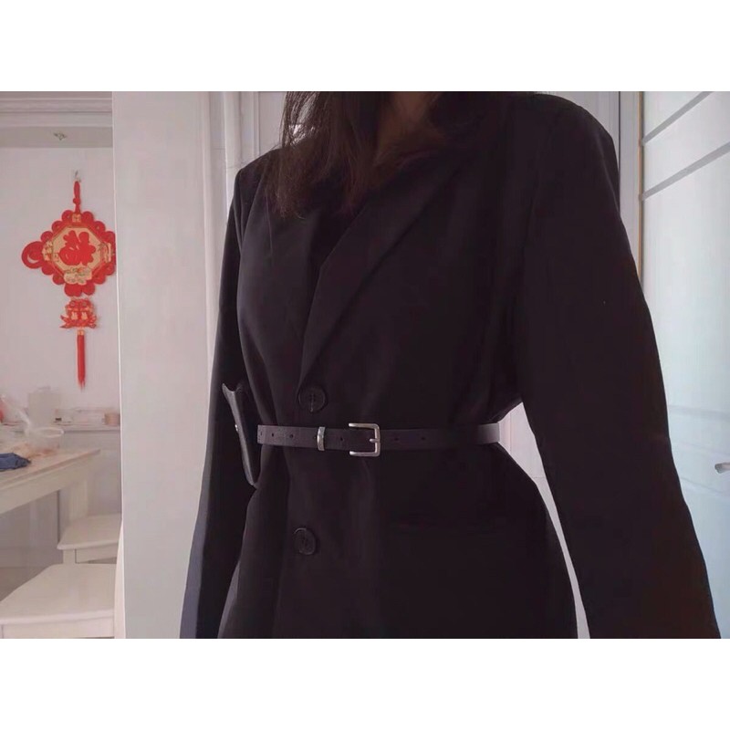 Áo khoác màu đen kèm nịt mùa xuân  2021 phong cách Hàn Quốc