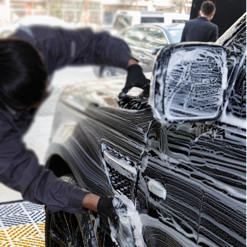 Găng tay vệ sinh xe ô tô sử dụng tiện lợi