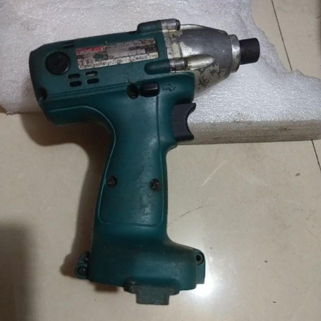 Máy bắn vít makita nhật bãi