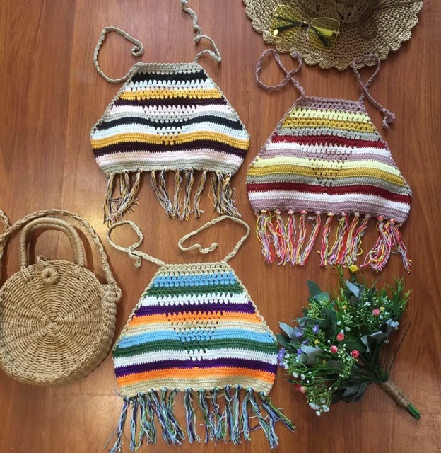 Yếm tua rua móc tay hình thật | BigBuy360 - bigbuy360.vn