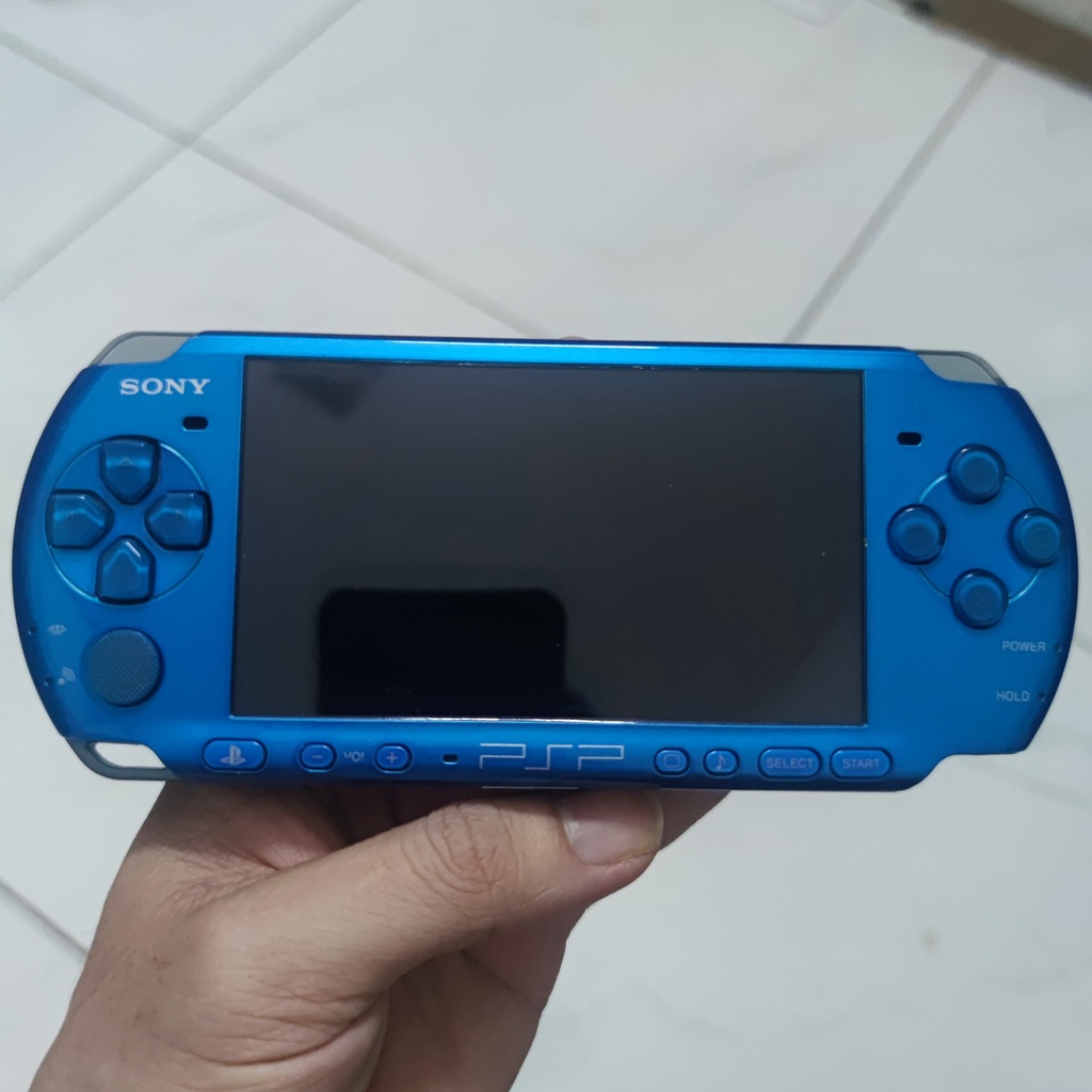 Máy chơi game Sony PSP 3000 + thẻ 32gb - BH 3 tháng