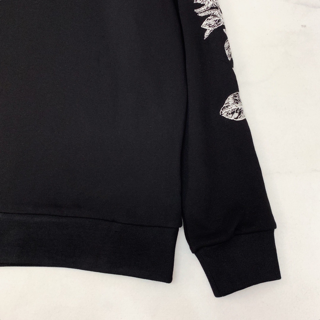 Áo len cotton A1exander Mcque tay dài thêu hình lá thời trang thu đông | BigBuy360 - bigbuy360.vn