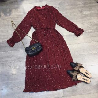 Váy voan chấm bi