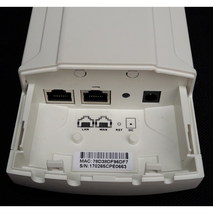 NetMax NM-830SR Outdoor Anten 11dBi cho khoảng cách tới 3KM và tốc độ 300Mbps