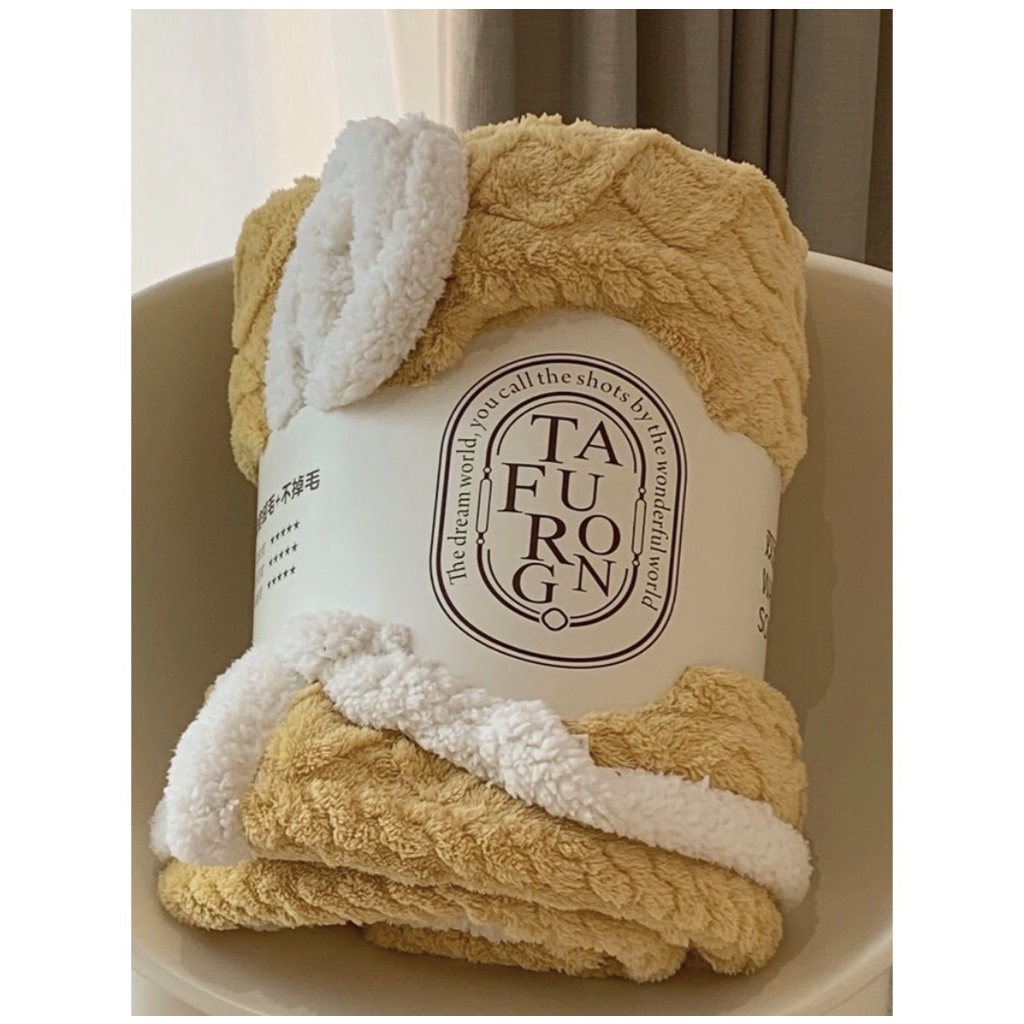 Chăn lông cừu EMMIBEDDING STORE Mềm Len Cừu Mông Cổ thế hệ mới Làm ấm nhanh, Nặng 2kg5, Kích thước 2mx2m3