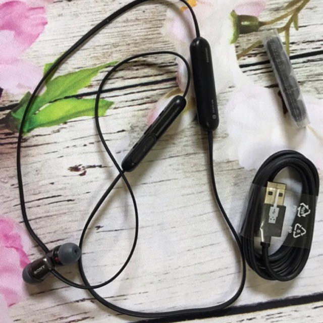 Tai nghe sony wi-C310 like new full box chính hãng