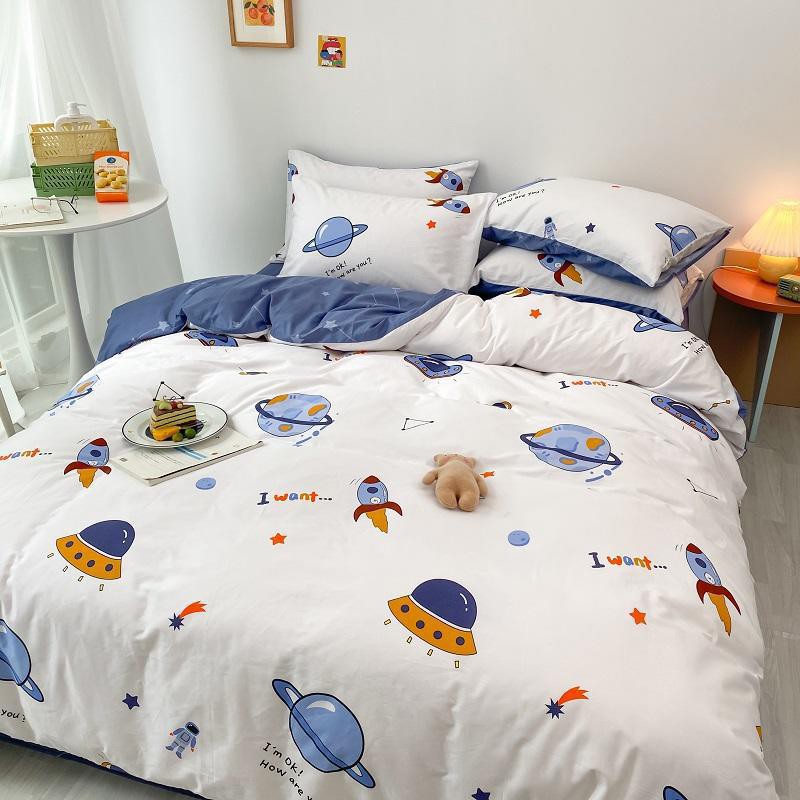 Bộ 4 Món Vỏ Chăn Ga Gối Poly Cotton Nhập Hàng Cao Cấp Mẫu Vũ Trụ Bao La Trắng