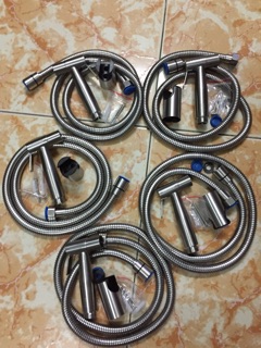 Thiết bị vệ sinh phòng tắm