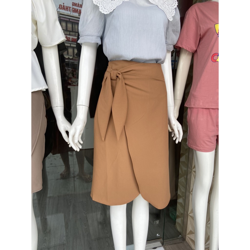Chân váy bút chì công sở dài qua gối, thắt nơ bên hông trẻ trung, dễ phối đồ | BigBuy360 - bigbuy360.vn