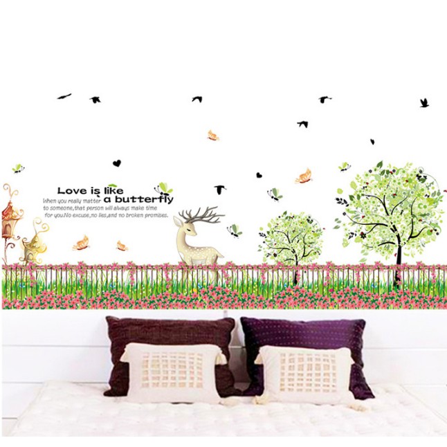 Decal trang trí Hàng rào cây xanh và Nai lớn