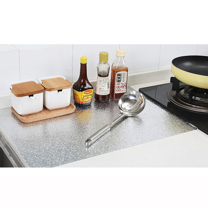 Cuộn giấy bạc dán bếp cách nhiệt, miếng decal dán tường nhà bếp chống thấm dầu mỡ bền đẹp (2mx40cm, 3mx60cm) 2456