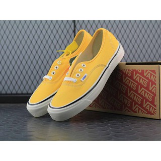 Giày Vans Authentic vàng