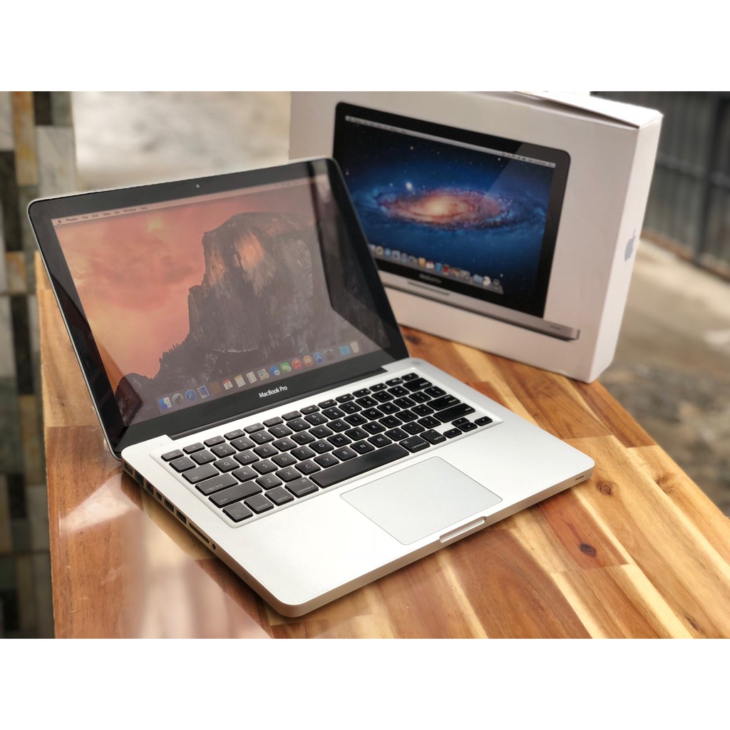 Macbook Pro MD102/ Core i7/ Ram 8G/ SSD128 + HDD500G Hai ổ cứng/ 13.3in/ Vỏ Nhôm/ LED Phím/ Logo táo sáng/ Giá rẻ