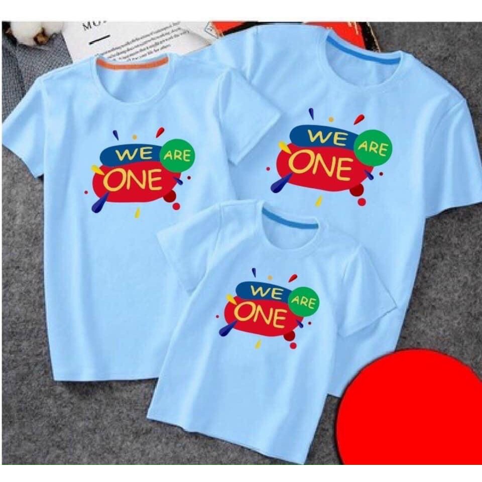 Áo nhóm gia đình in we are one vải co giản thoải mái