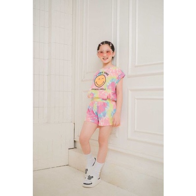 Đồ bộ bé gái thiết kế Jookyli dáng thun cộc tay, quần short hoạ tiết loang sắc màu, năng động 94G0769