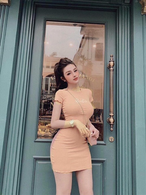 Đầm body cuốn biên tay ngắn ,đầm thêu chữ babie