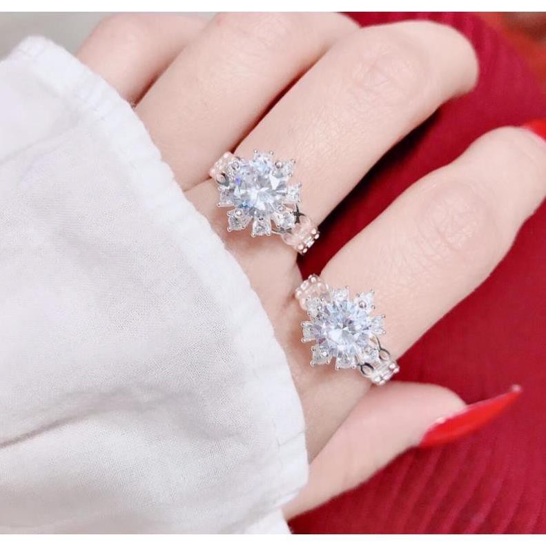 nhẫn nữ , bạc ý s925 với viên đá chủ 5li , siêu sáng , siêu lấp lánh , thân kim tiền , giúp chiêu tài hút lộc , kiệt tác