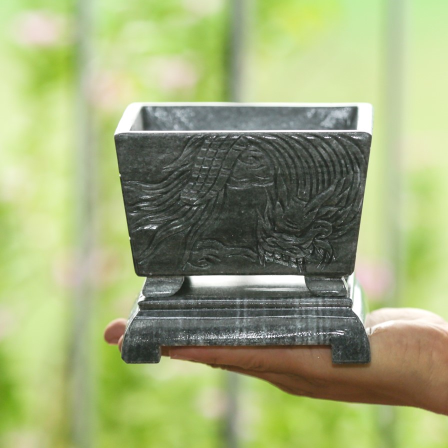 Chậu đá ĐEN hình vuông đục khắc chạm bằng tay nguyên khối trồng bonsai mini, KT: 12,5x12,5x8,5