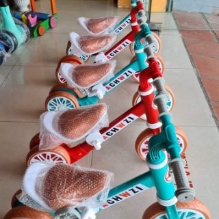 Xe đạp, chòi chân USBON