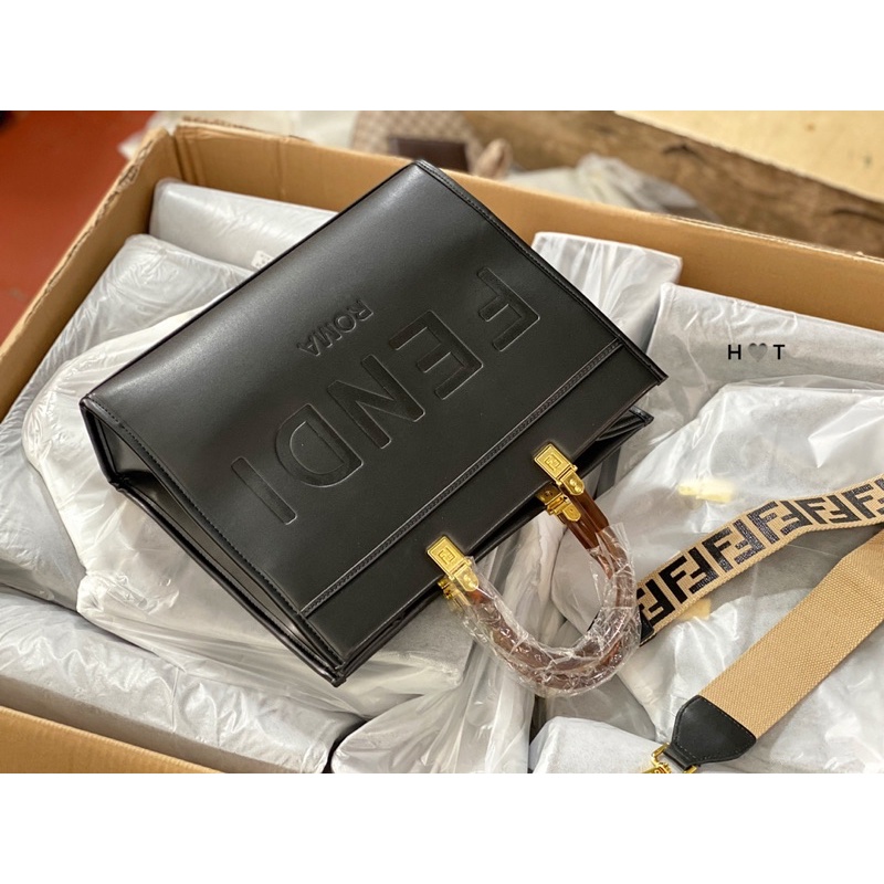 Túi FENDI TOTE