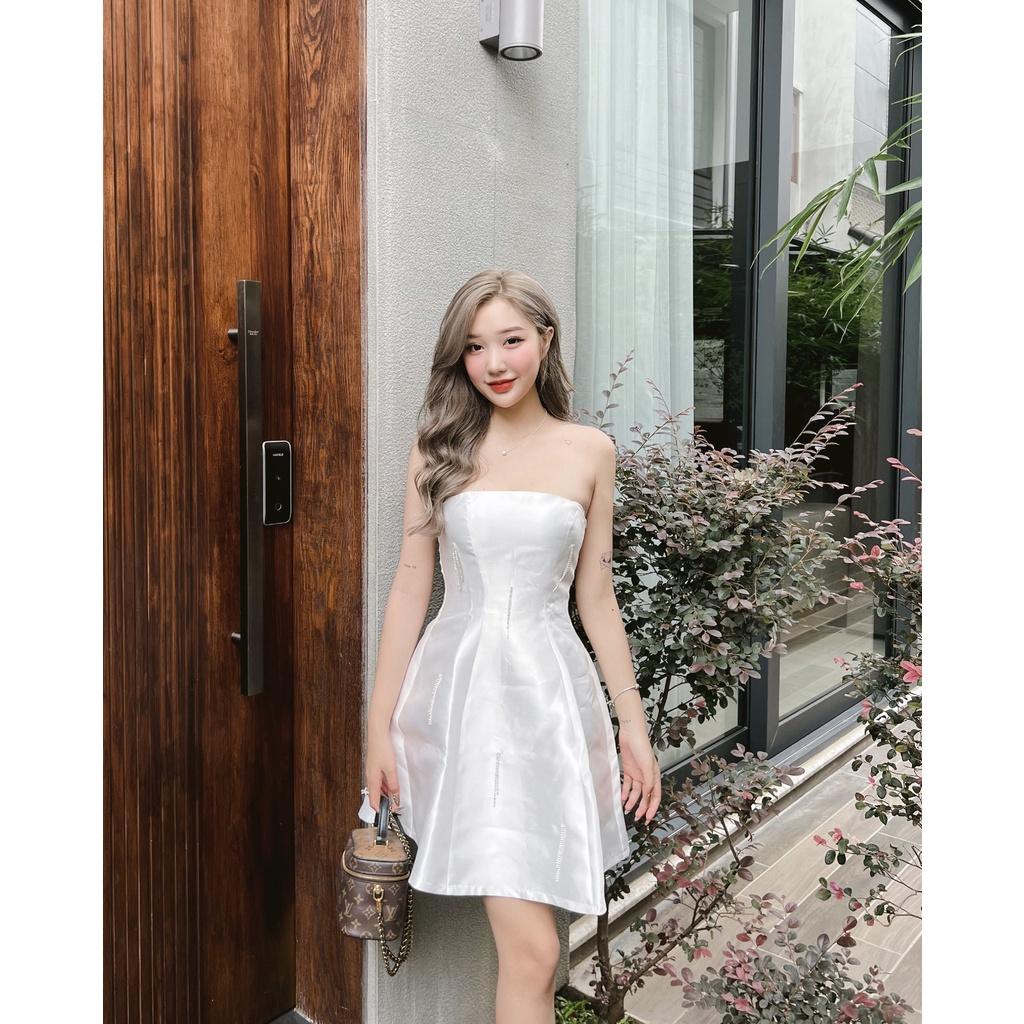 Đầm Starring Dress - đính đá sang trọng