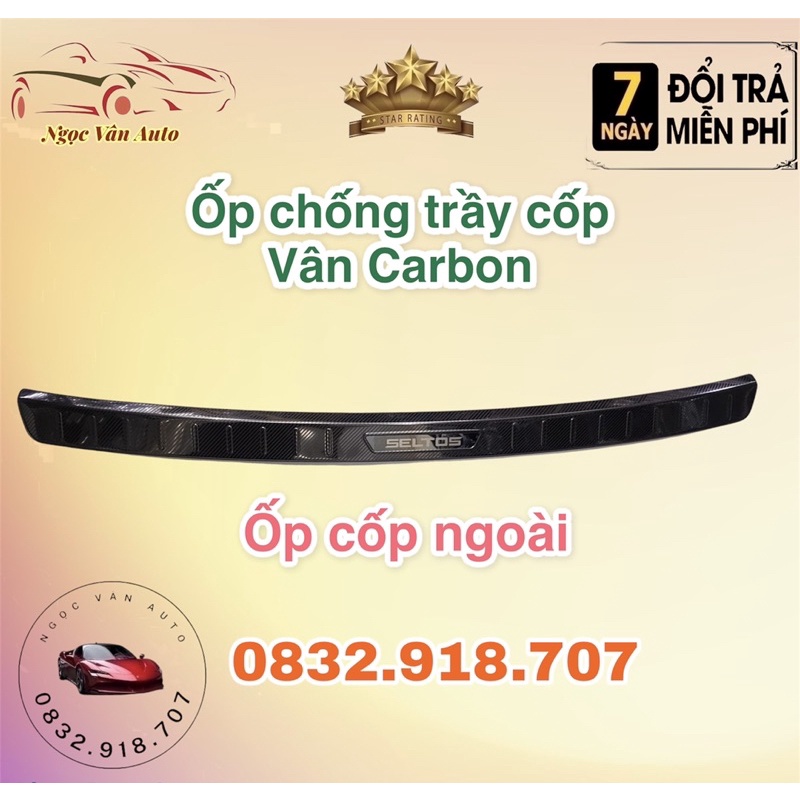ốp chống trầy cốp Kia Seltos 2020 - 2021 vân Carbon