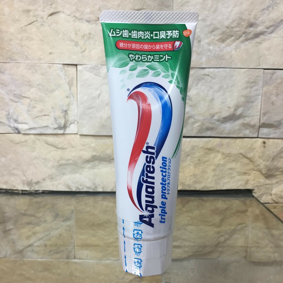 Kem đánh răng hương trà xanh Aquafresh 140g -Hàng Nhật