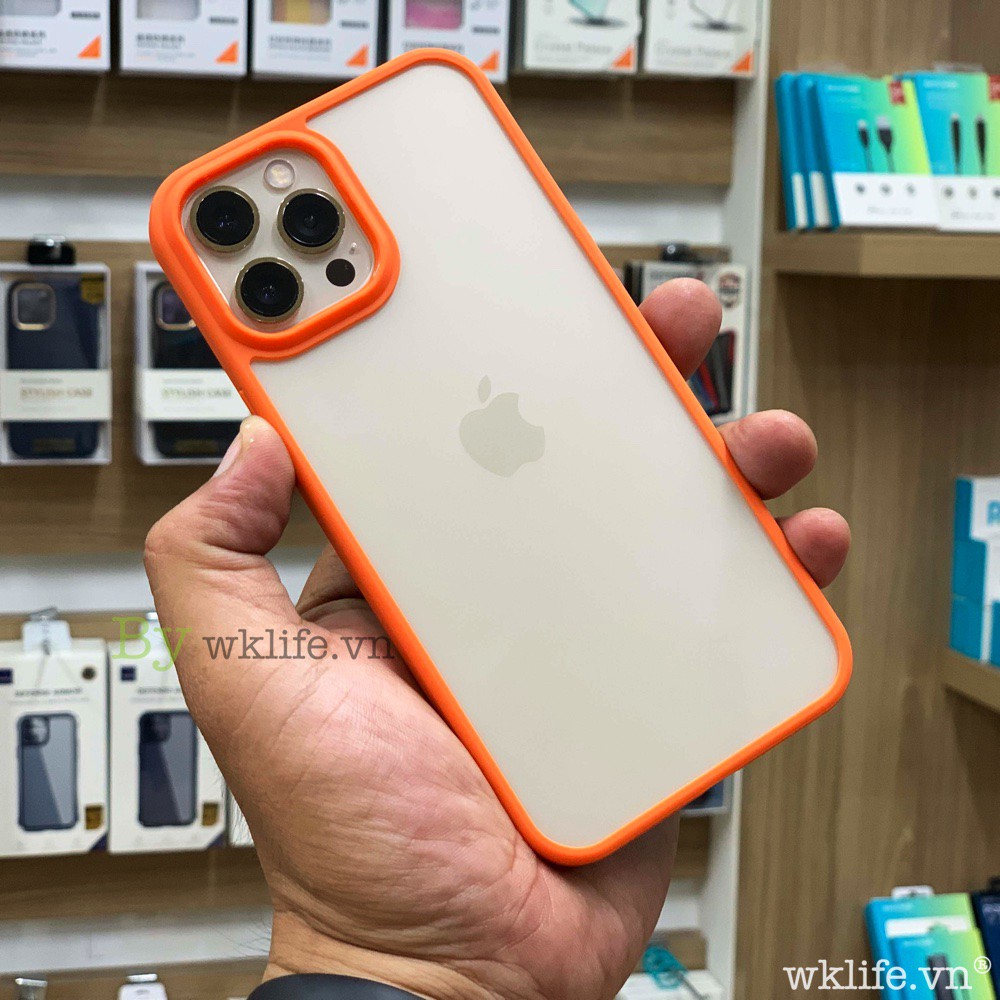 Ốp iPhone 12 Pro Max Siêu Mỏng Likgus Light & Fit Case Lưng Trong Suốt