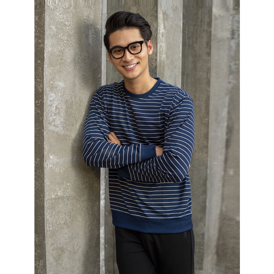 Áo thu đông nam dài tay ARISTINO TAG 450K họa tiết kẻ ngang, trẻ trung, ASW004W9 (2 màu)