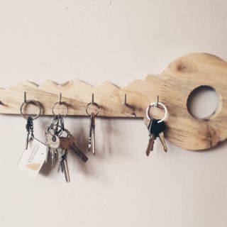 BẢNG GỖ TREO MÓC CHÌA KHÓA