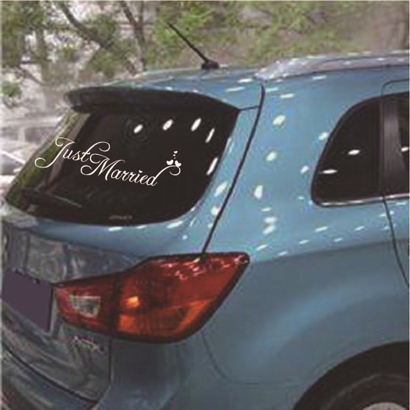 Decal trang trí tường / Xe - Chữ Just Married ( Trắng )