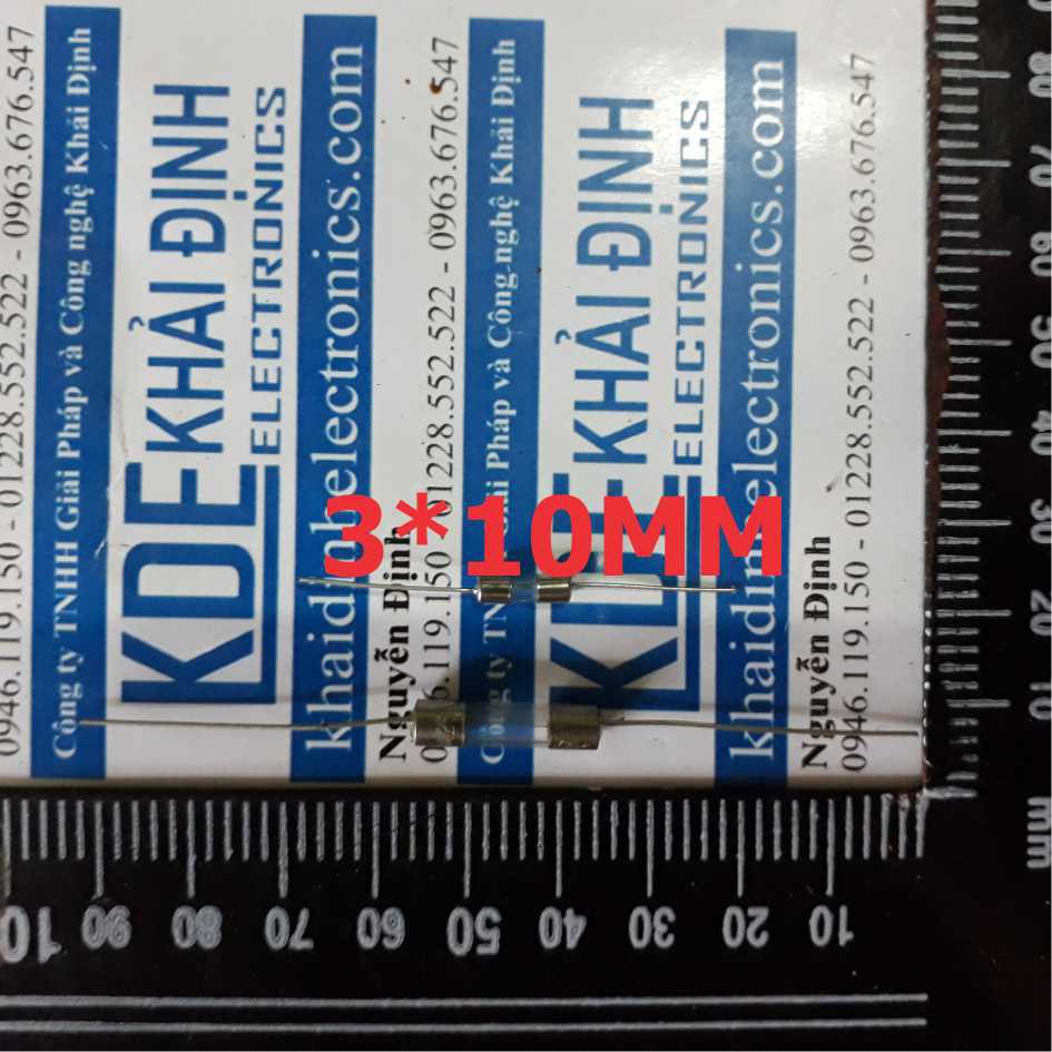 20 cái CẦU CHÌ DIP, CHÂN CẮM 3*10MM 250V 0.5A ~ 10A  kde1930